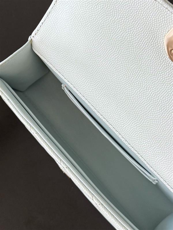 2026127215017391 590